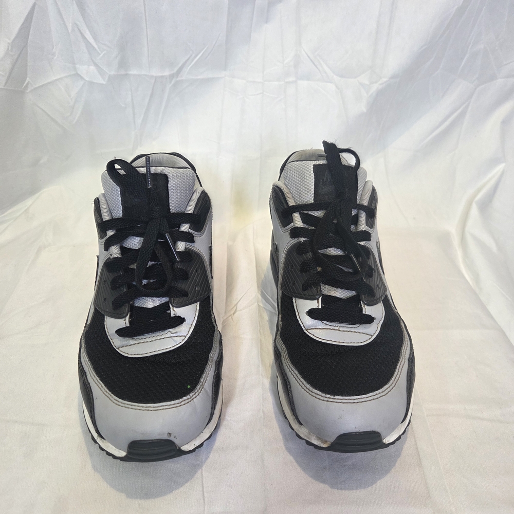 Nike Air Max Black and Gray Sneakers Size 9 - Picture 2 of 12